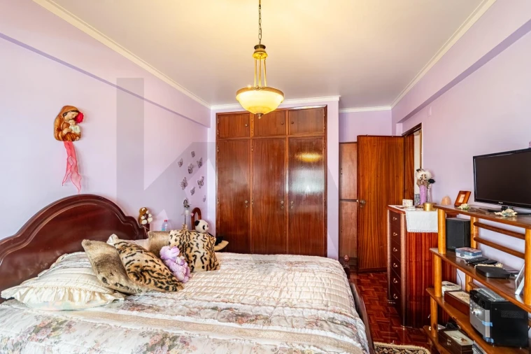Apartamento T2 para Venda em Rio de Mouro Foto 14