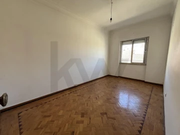 Apartamento T2 para Venda em Falagueira-Venda Nova