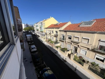 Apartamento T2 para Venda em Falagueira-Venda Nova