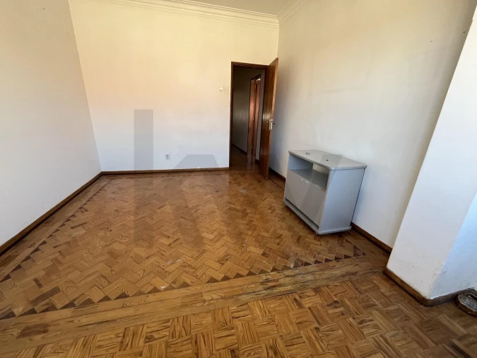 Apartamento T2 para Venda em Falagueira-Venda Nova Foto 2