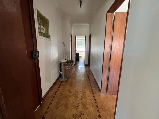 Apartamento T2 para Venda em Falagueira-Venda Nova Foto 3