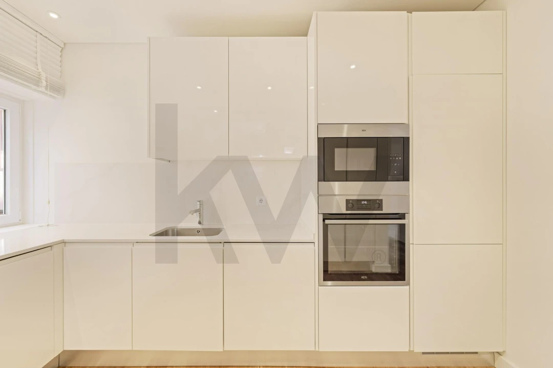 Apartamento T2 para Arrendamento em Santo António Foto 17