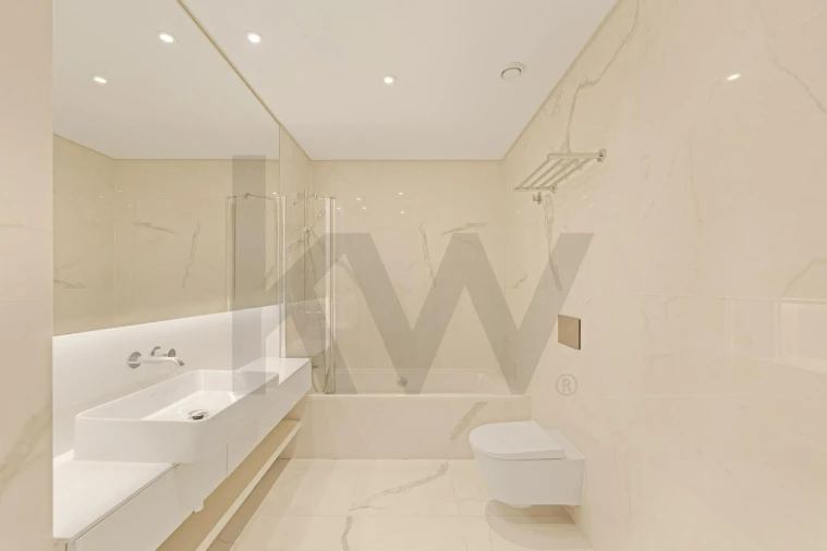 Apartamento T2 para Arrendamento em Santo António Foto 5