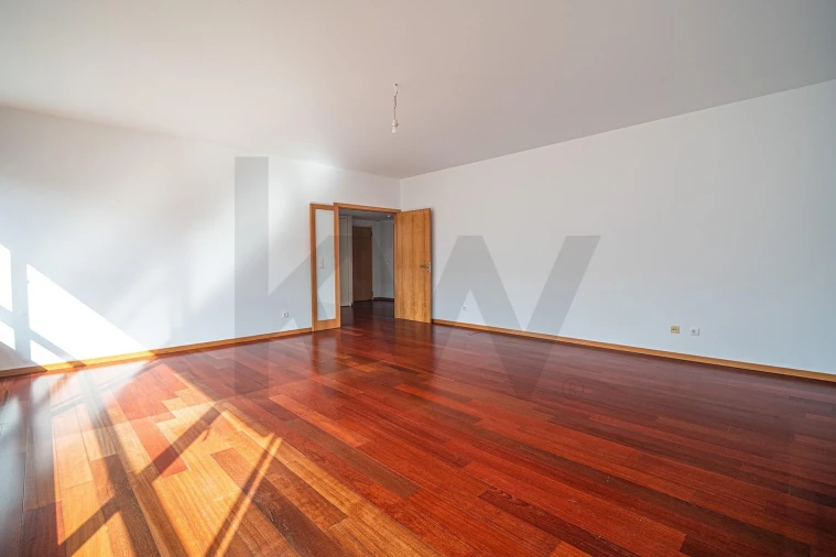 Apartamento T3 para Venda em Santa Clara Foto 17