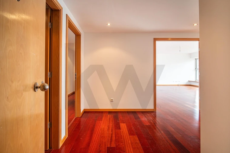 Apartamento T3 para Venda em Santa Clara Foto 6