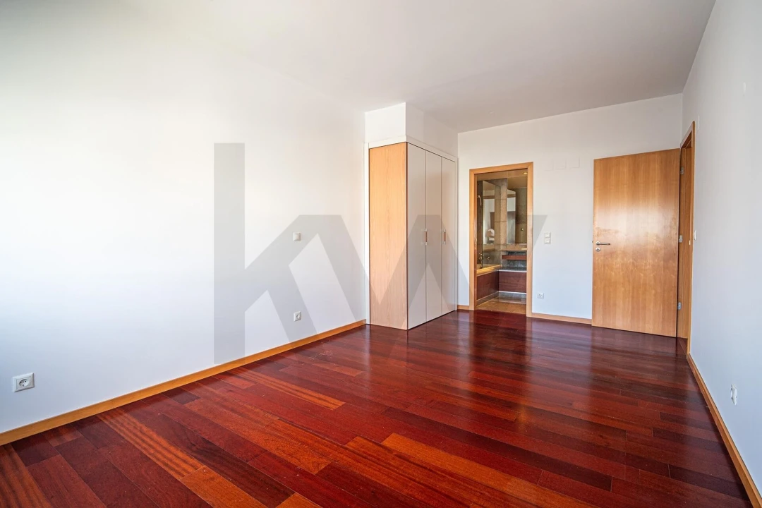 Apartamento T3 para Venda em Santa Clara Foto 32