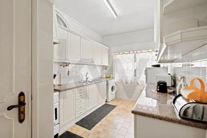 Apartamento T2 para Venda em Queluz e Belas