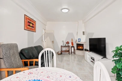 Apartamento T2 para Venda em Queluz e Belas