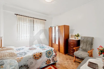 Apartamento T2 para Venda em Queluz e Belas