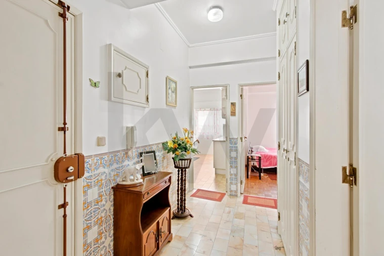 Apartamento T2 para Venda em Queluz e Belas Foto 7