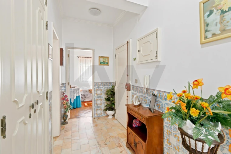 Apartamento T2 para Venda em Queluz e Belas Foto 13