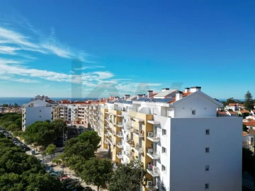 Apartamento T3 para Venda em Carcavelos e Parede