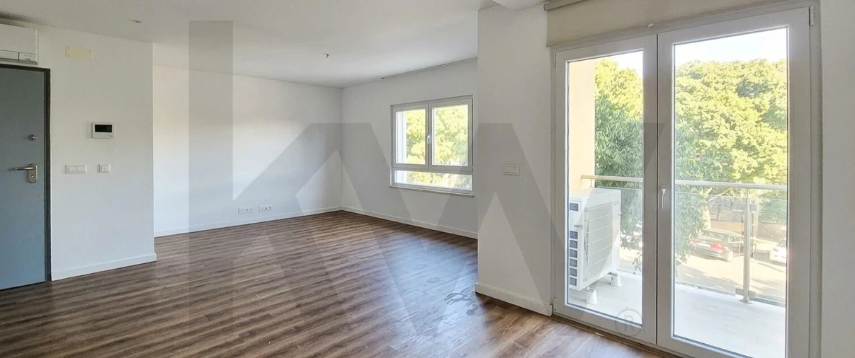 Apartamento T3 para Venda em Carcavelos e Parede Foto 13