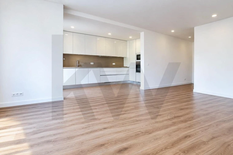 Apartamento T3 para Venda em Carcavelos e Parede Foto 14