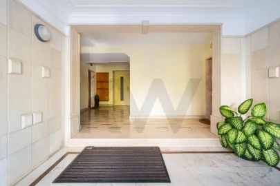 Apartamento T3 para Arrendamento em Algés, Linda-A-Velha e Cruz Quebrada-Dafundo