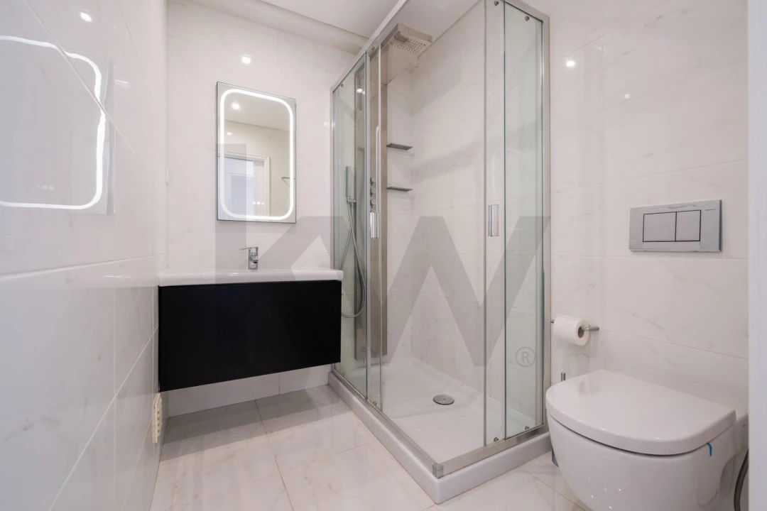 Apartamento T3 para Arrendamento em Algés, Linda-A-Velha e Cruz Quebrada-Dafundo Foto 19