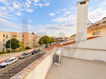 Moradia T5 para Venda em São Pedro de Tomar