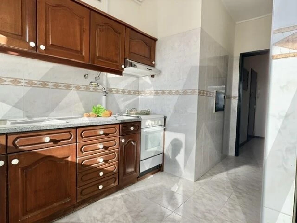 Apartamento T3 para Venda em Costa da Caparica Foto 4