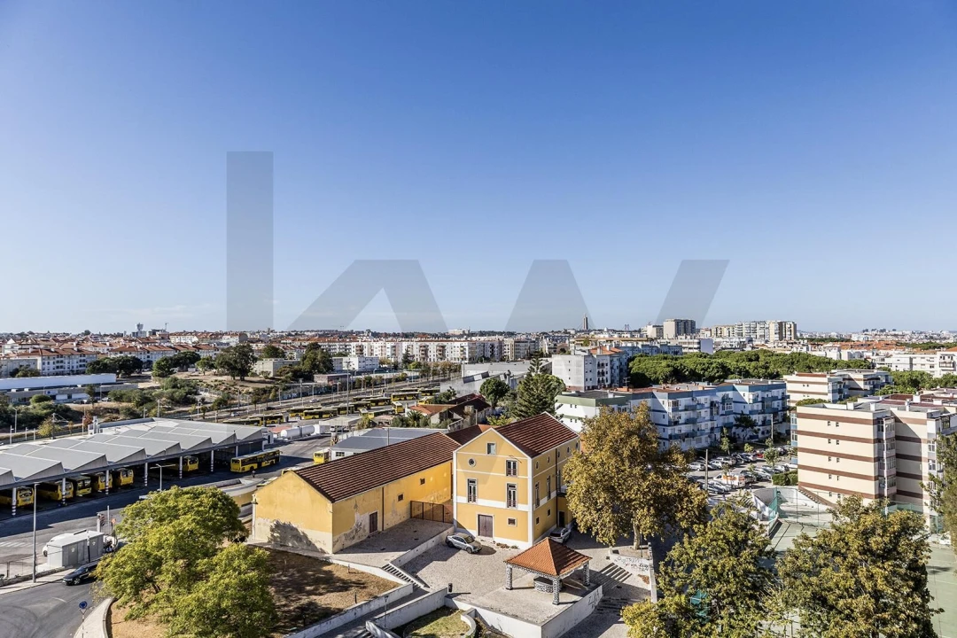 Apartamento T3 para Venda em Almada, Cova da Piedade, Pragal e Cacilhas Foto 33