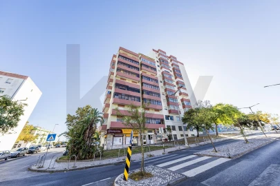 Apartamento T3 para Venda em Almada, Cova da Piedade, Pragal e Cacilhas