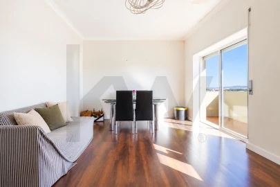 Apartamento T3 para Venda em Almada, Cova da Piedade, Pragal e Cacilhas