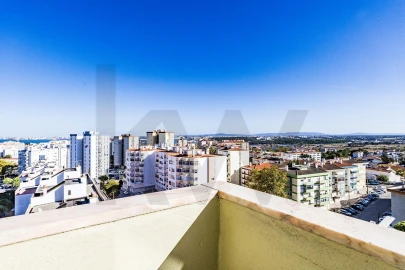 Apartamento T3 para Venda em Almada, Cova da Piedade, Pragal e Cacilhas