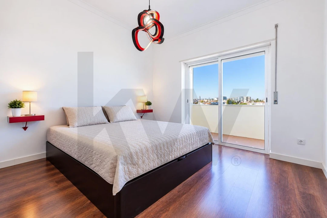 Apartamento T3 para Venda em Almada, Cova da Piedade, Pragal e Cacilhas Foto 18