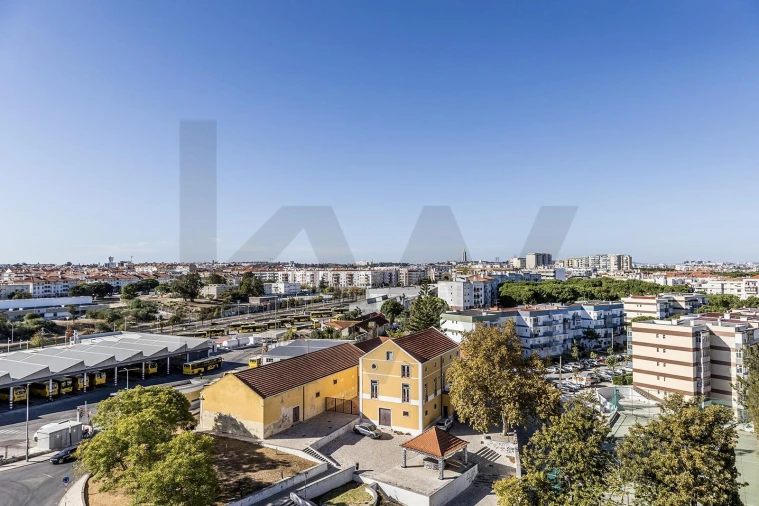 Apartamento T3 para Venda em Almada, Cova da Piedade, Pragal e Cacilhas Foto 33