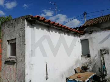 Moradia T2 para Venda em São Miguel do Rio Torto e Rossio Ao Sul do Tejo