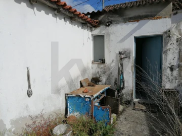Moradia T2 para Venda em São Miguel do Rio Torto e Rossio Ao Sul do Tejo