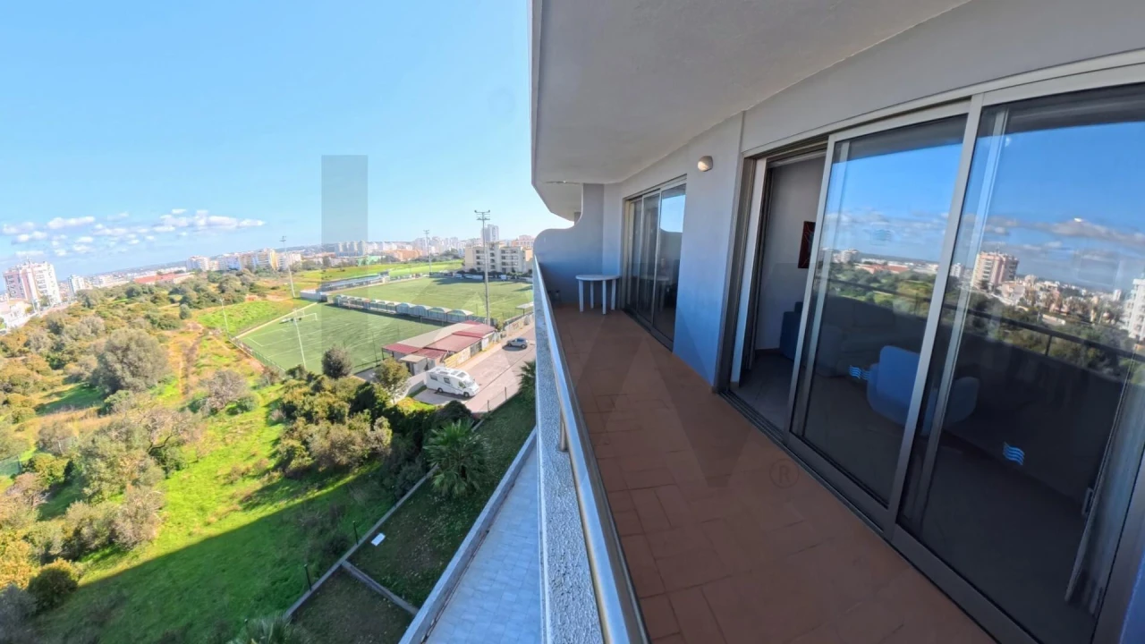 Apartamento T1 para Venda em Portimão Foto 28