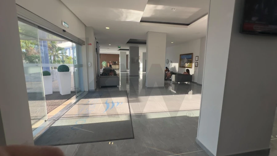 Apartamento T1 para Venda em Portimão Foto 2