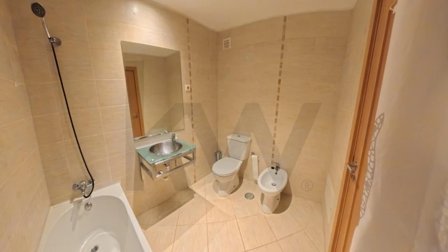 Apartamento T1 para Venda em Portimão Foto 25