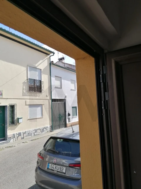 Moradia T2 para Venda em São Miguel do Rio Torto e Rossio Ao Sul do Tejo