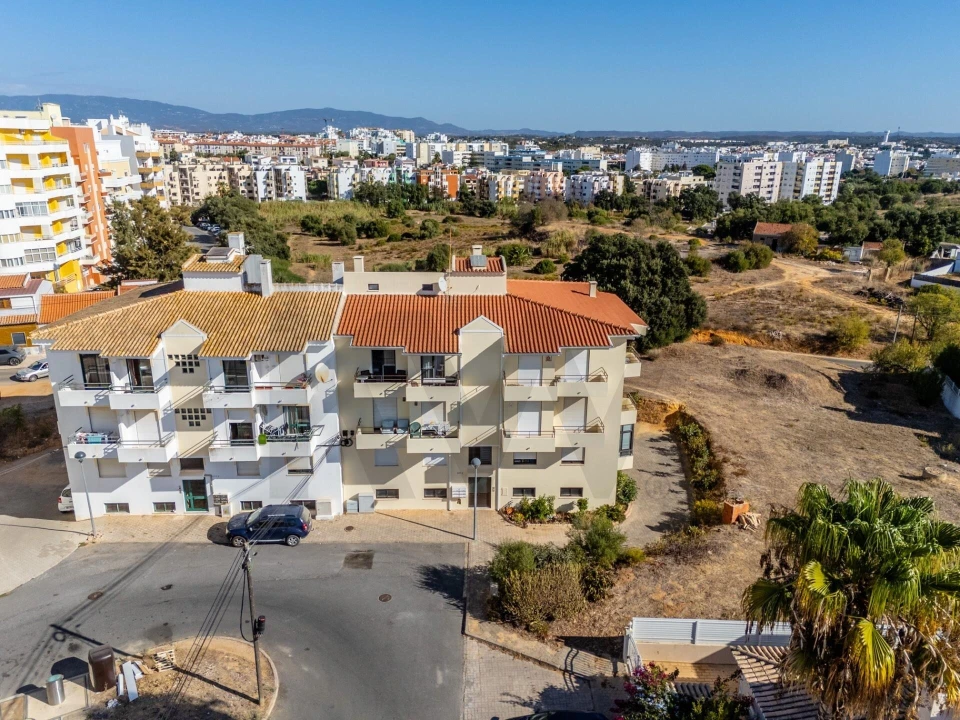 Apartamento T2 para Venda em Portimão Foto 30