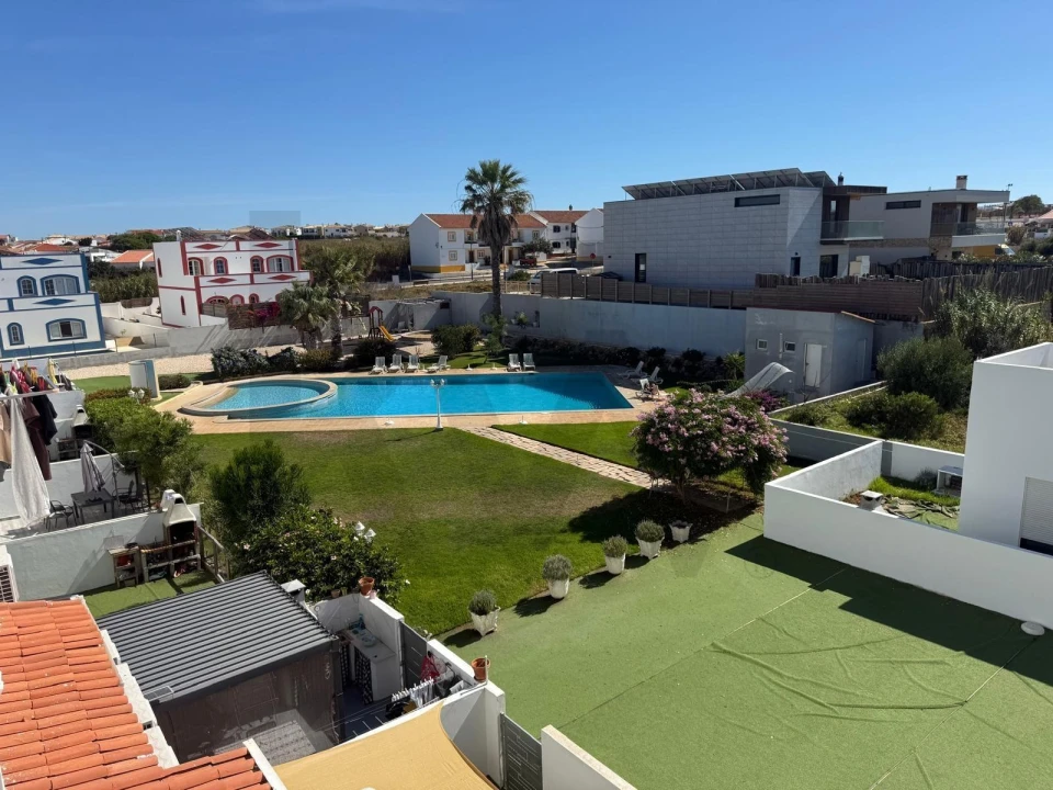 Apartamento T2 para Venda em Vila do Bispo e Raposeira Foto 1