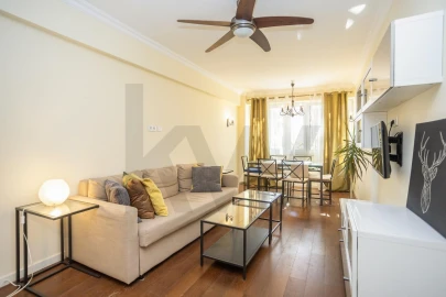 Apartamento T2 para Venda em Carcavelos e Parede