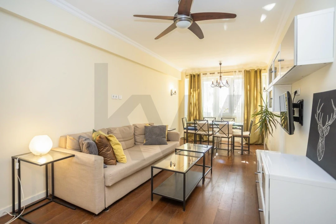 Apartamento T2 para Venda em Carcavelos e Parede Foto 1