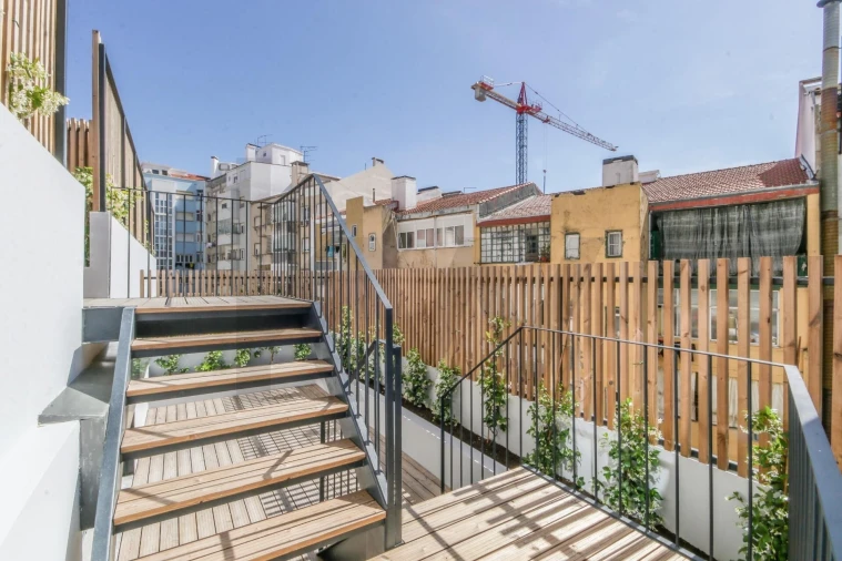 Apartamento T1 para Arrendamento em Santo António Foto 21