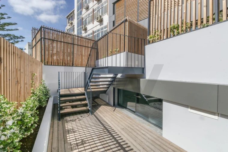 Apartamento T1 para Arrendamento em Santo António Foto 28
