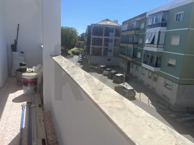 Apartamento T2 para Venda em Venteira Foto 5