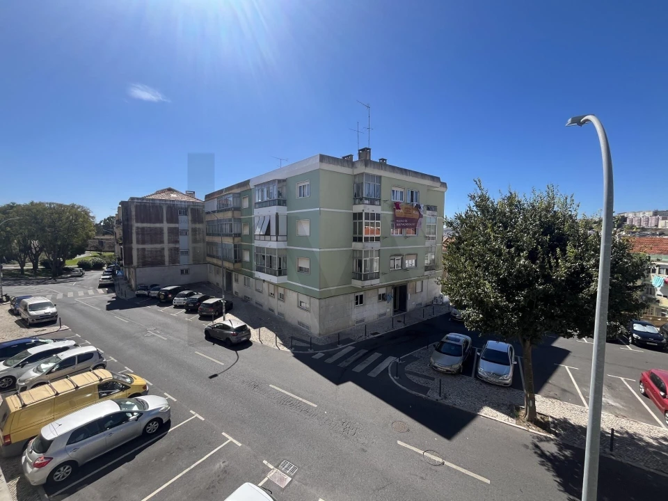 Apartamento T2 para Venda em Venteira Foto 1