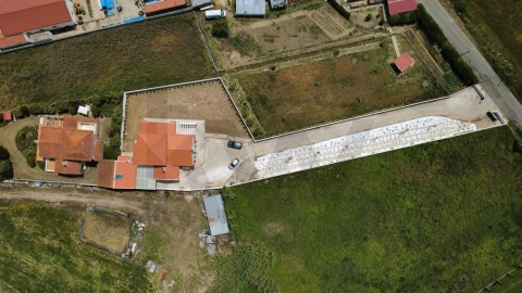 Moradia T5 para Venda em São João das Lampas e Terrugem
