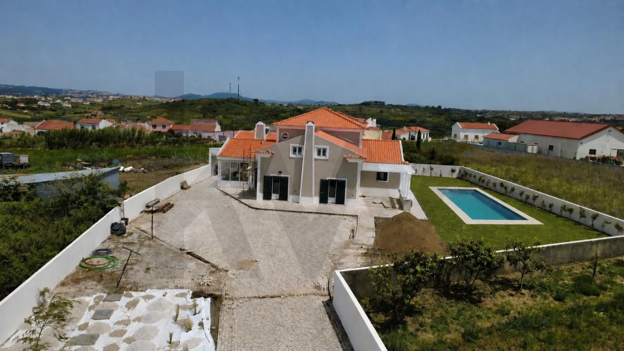 Moradia T5 para Venda em São João das Lampas e Terrugem Foto 35