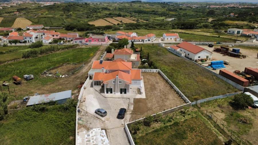 Moradia T5 para Venda em São João das Lampas e Terrugem Foto 37