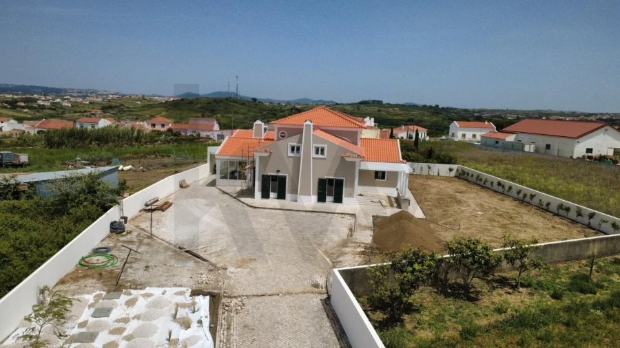 Moradia T5 para Venda em São João das Lampas e Terrugem Foto 40