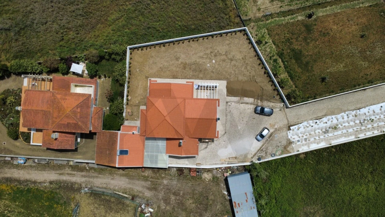 Moradia T5 para Venda em São João das Lampas e Terrugem Foto 43