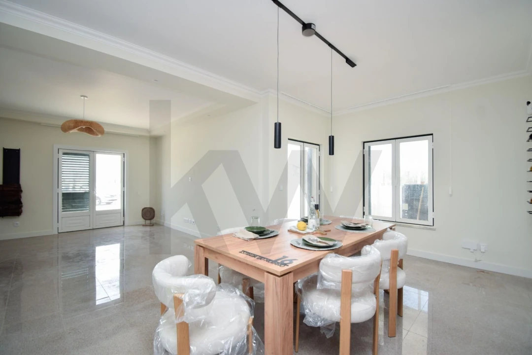 Moradia T5 para Venda em São João das Lampas e Terrugem Foto 6