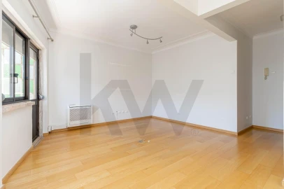 Apartamento T3 para Arrendamento em Almada, Cova da Piedade, Pragal e Cacilhas