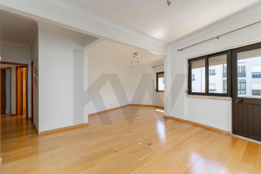 Apartamento T3 para Arrendamento em Almada, Cova da Piedade, Pragal e Cacilhas Foto 20